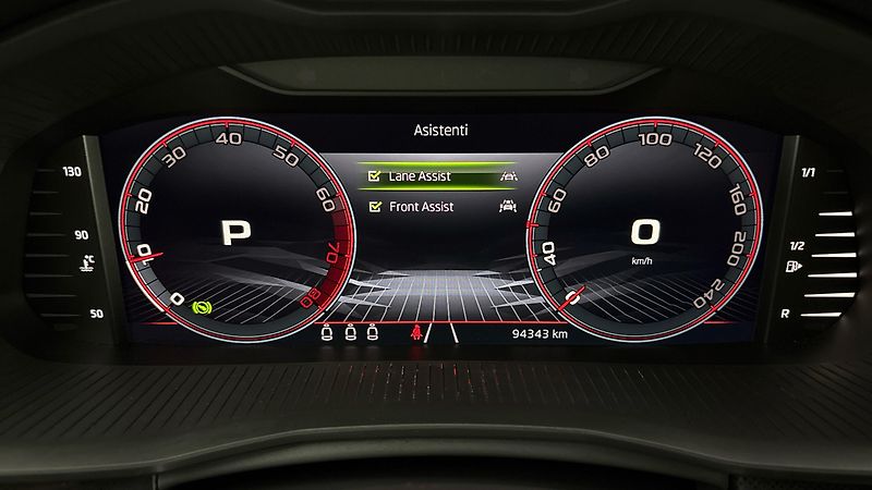 Škoda Scala 1.5 TSI DSG Monte Carlo - fotka 10 z 33