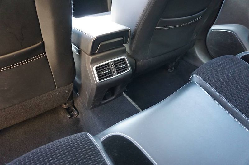 Renault Mégane (2017) 1,2  1,Majitel  nové v ČR - fotka 12 z 35