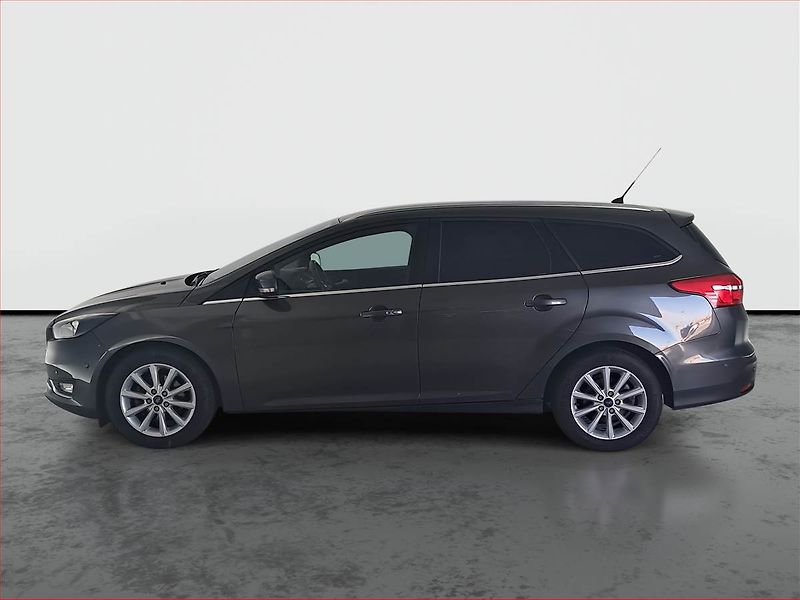 Ford Focus (2016) 1.0 EcoBoost, Serv.kniha - fotka 3 z 14