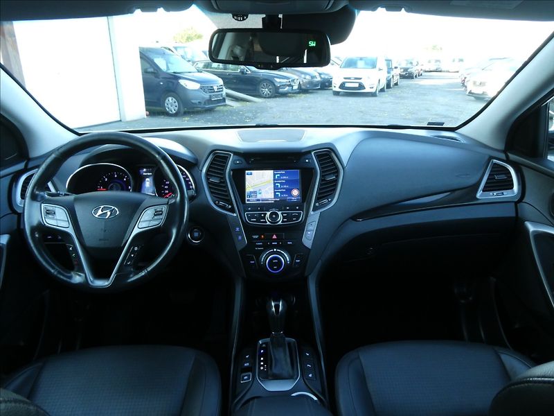 Hyundai Santa Fe 2,2 CRDi 4x4 Automat,DPH,Premi - fotka 28 z 62