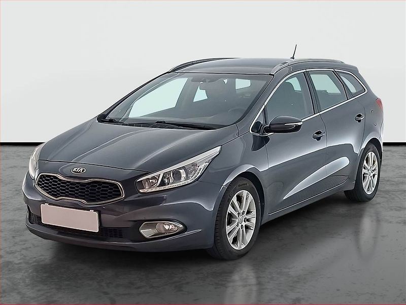 Kia Ceed (2012) 1.6 GDI, nová STK, jezdí dobře - fotka 2 z 14