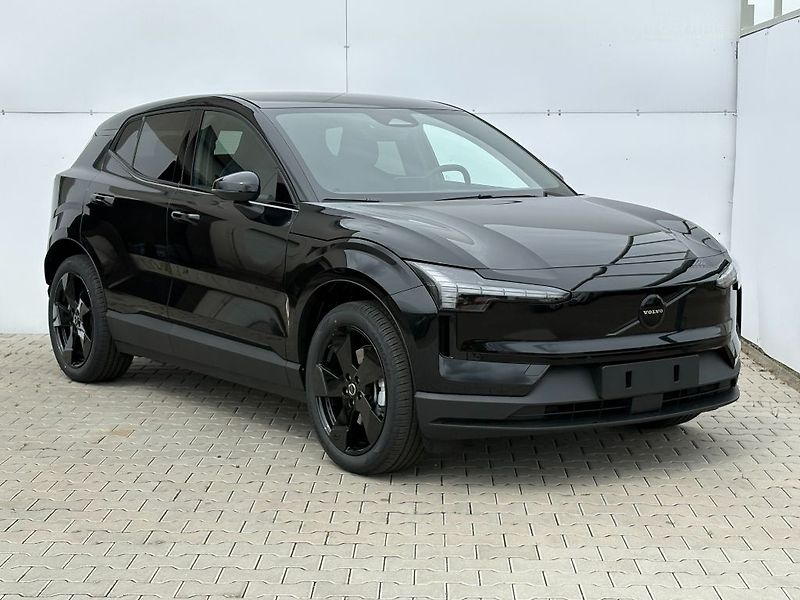 Volvo EX30 PLUS BLACK EDITION P5 LONG RAN - fotka 4 z 18