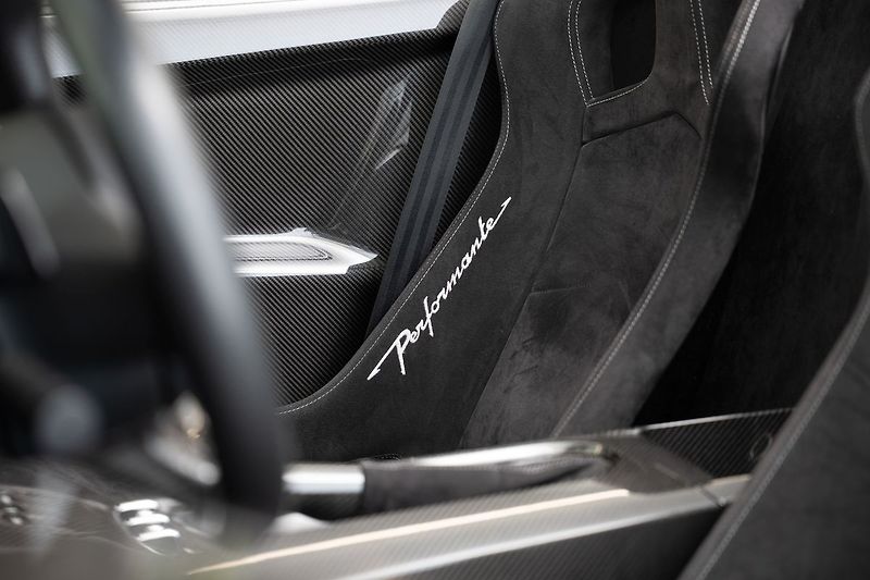 Lamborghini Gallardo Spyder Karbo/Alcantace/Kamera - fotka 9 z 20