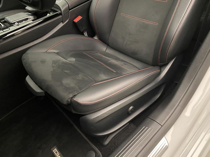 Mercedes-Benz Třídy A A200 AMG 120kW AUT - fotka 22 z 51
