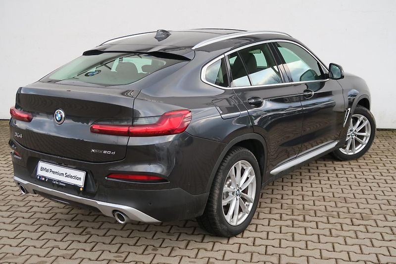 BMW X4 xDrive20d - fotka 3 z 15