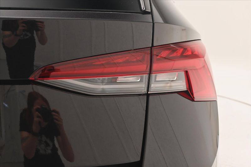 Škoda Octavia 2,0 TDI 110KW DSG Ambition Zár - fotka 31 z 32