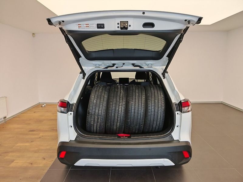 Toyota Corolla Cross 1.8 Hybrid Style - fotka 8 z 39