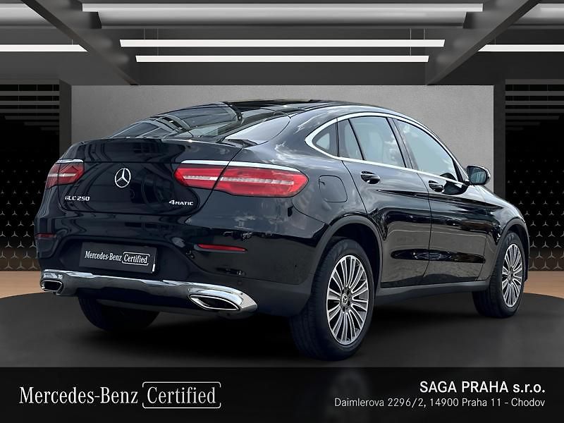 Mercedes-Benz GLC Coupé 250 4MATIC kupé - fotka 4 z 21