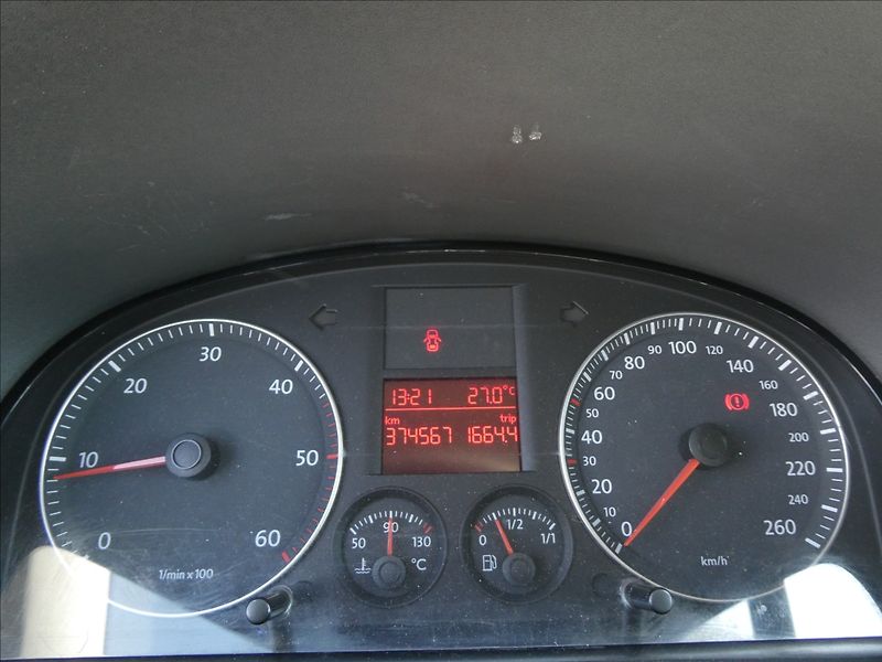 Volkswagen Caddy 1,9 TDi Life 5.míst,klimatizac - fotka 22 z 33