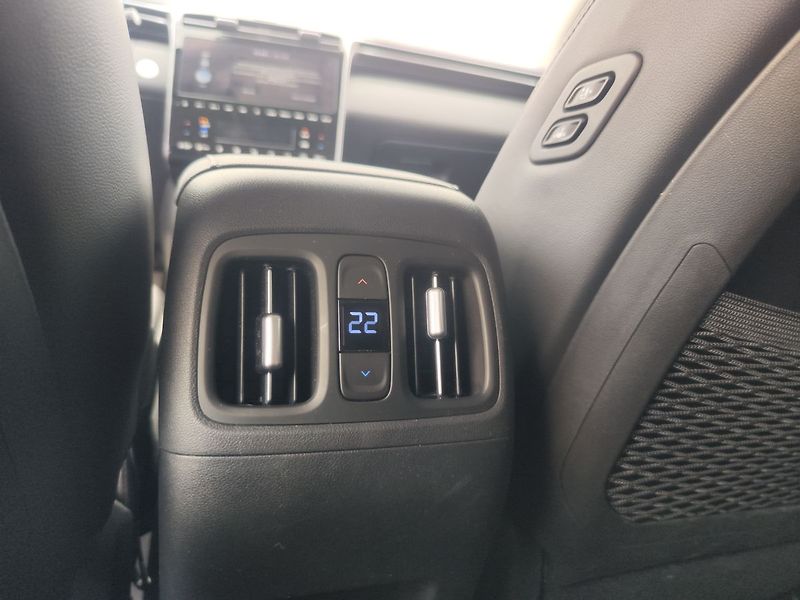 Hyundai Tucson 1.6 T-GDI/196kW Style PRM PHEV - fotka 20 z 41