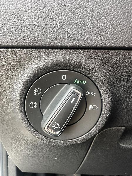 Škoda Karoq (2019) Škoda Karoq 1.5 TSI 7 DSG  - fotka 16 z 18