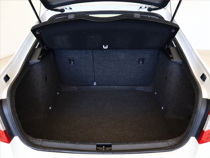 Škoda Octavia (2013) 1.2 TSI - fotka 11 z 12