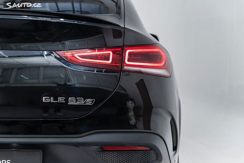 Mercedes-Benz GLE AMG 63 S kupé*Karbon*masáže - fotka 30 z 45