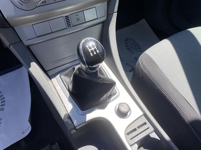 Ford Focus 1.6 TDCi 90PS KOMBI STK  - fotka 148 z 151