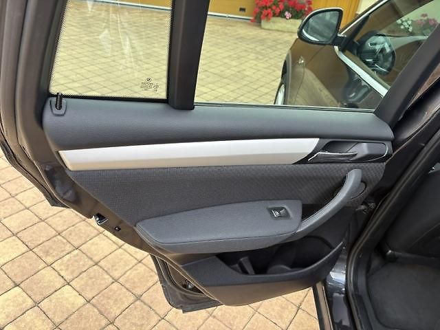 BMW X4 X DRIVE 20D - fotka 16 z 29