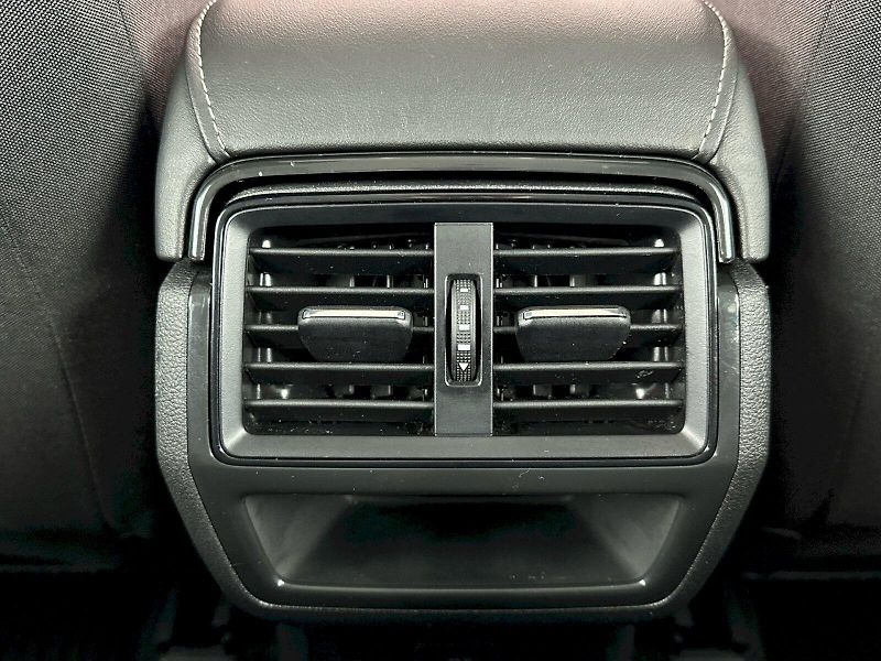 Škoda Karoq (2024) DSG 1.5TSI 110kW Selection Fre - fotka 26 z 31