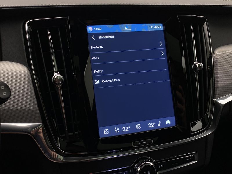 Volvo V90 B4 BRIGHT PLUS AUT - fotka 60 z 63