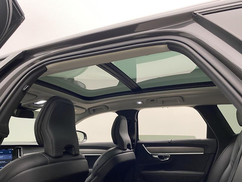 Volvo V90 CC B5 AWD PLUS REZERVACE - fotka 31 z 49