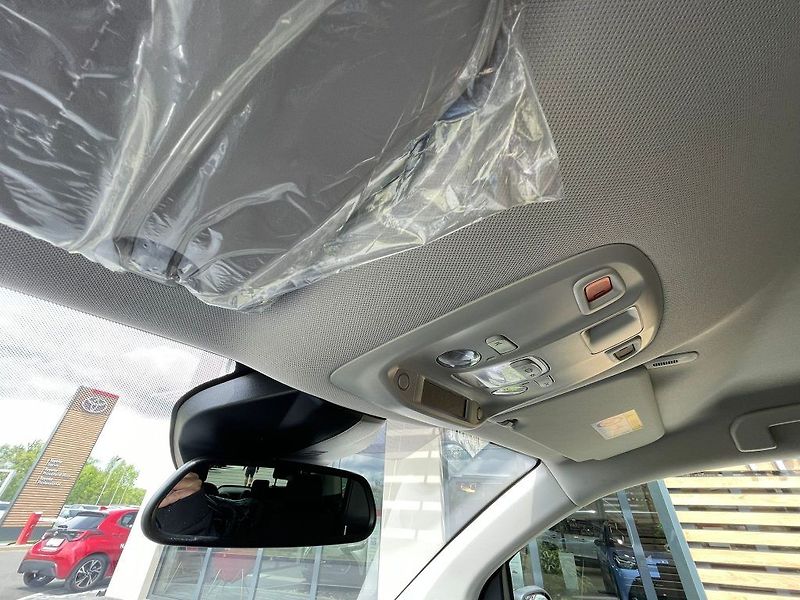 Toyota ProAce Verso 2.2D 180HP 8A/T VIP 6 - fotka 20 z 30