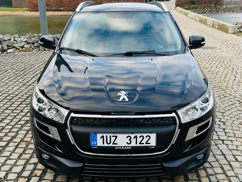 Peugeot 4008 1.8HDI 4x4 VÝHŘEV KAMERA TAŽNÉ - fotka 5 z 52