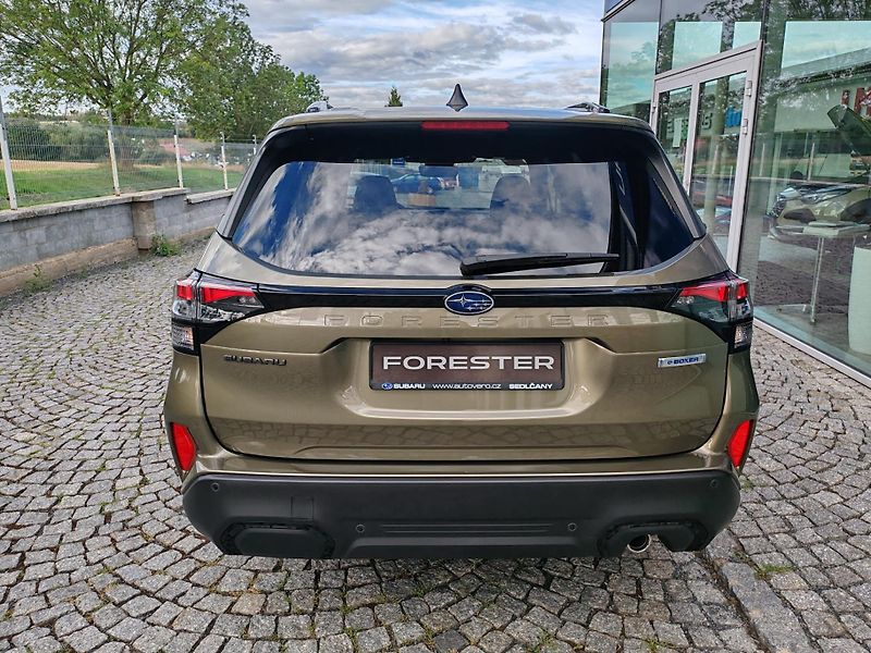 Subaru Forester (2026) 2.0i Touring - AKČNÍ CENA - fotka 5 z 13