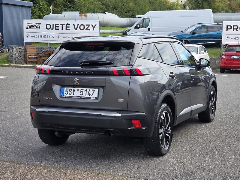 Peugeot 2008 (2023) 1.2 PT 100 ALLURE MAN6 - fotka 5 z 27