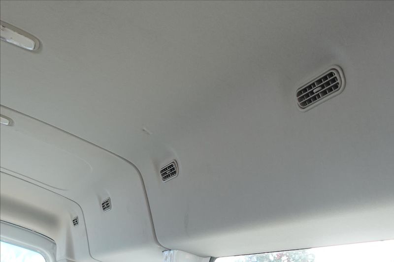 Ford Transit 2,0 TDCi  L3H2 9MÍST KLIMA - fotka 44 z 44