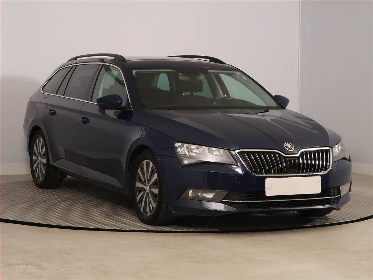 Škoda Superb 1.6 TDI, Tempomat