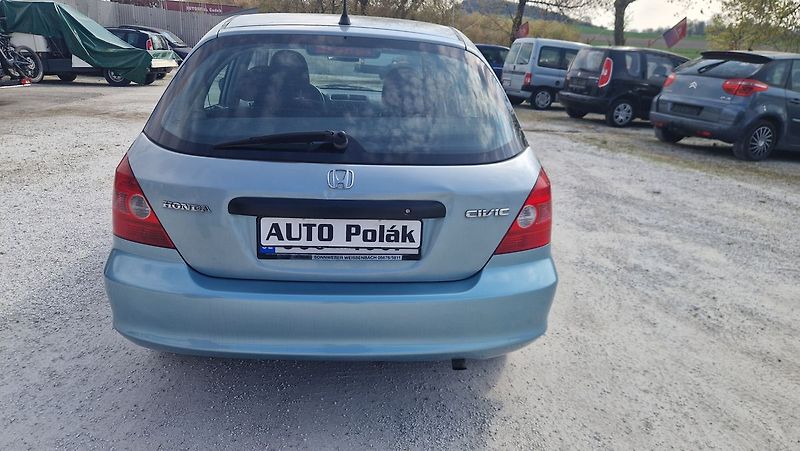 Honda Civic 1,4 16 V - fotka 4 z 11