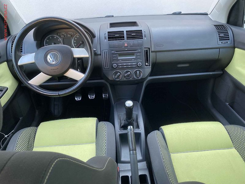 Volkswagen Polo (2008) 1.4i 16v, CROSS - fotka 8 z 15