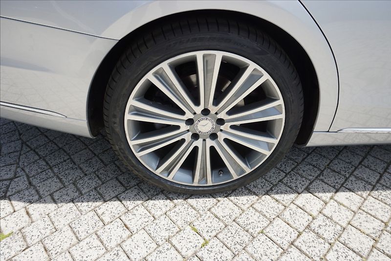Mercedes-Benz Třídy S 3,0 S 350 BT - fotka 7 z 25