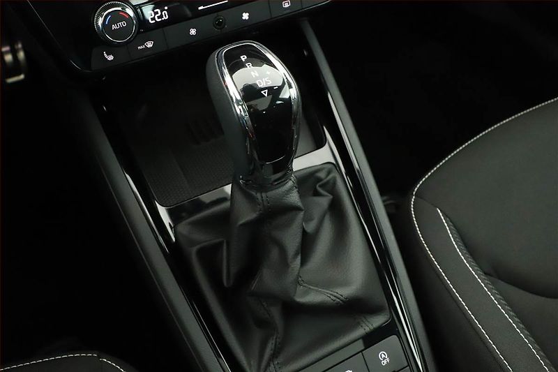 Škoda Scala (2024) Monte Carlo 1.0 TSI - fotka 10 z 21