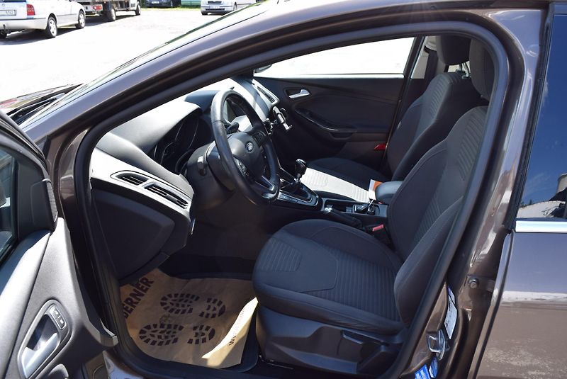 Ford Focus (2018) 2.0TDCI 110kw TITANIUM TAŽ KAM - fotka 20 z 44