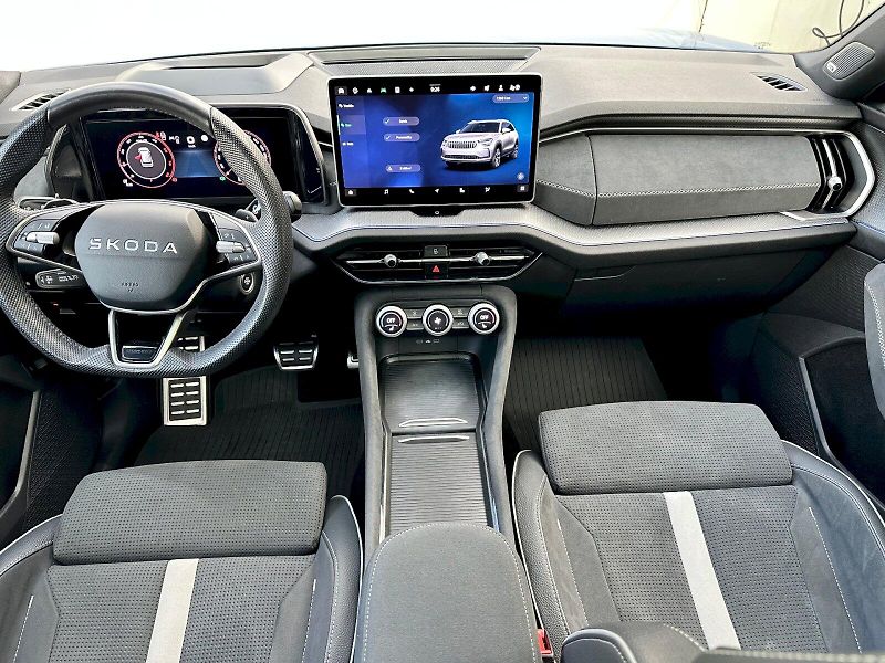 Škoda Kodiaq (2025) 2.0 TDI 142 kW Sportline 4x4 D - fotka 5 z 30