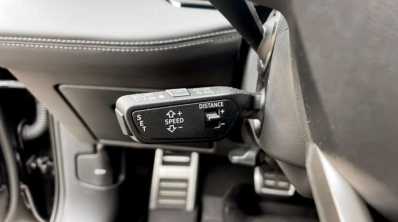 Audi A6 Avant e-tron AWD S-line 100kWh Tažné - fotka 15 z 21
