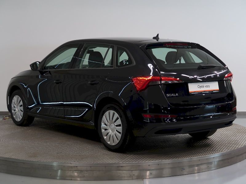Škoda Scala (2019) ACTIVE 1.0TSI 70KW - fotka 7 z 31