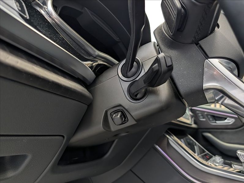 Audi Q8 E55 TFSI Quattro S-line - fotka 20 z 38