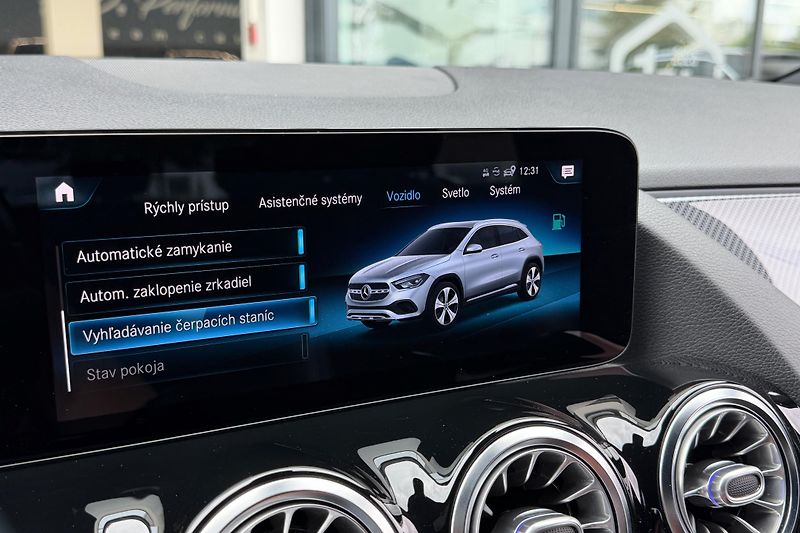 Mercedes-Benz GLA (2021) GLA 220d 4Matic AMG Line - fotka 111 z 121