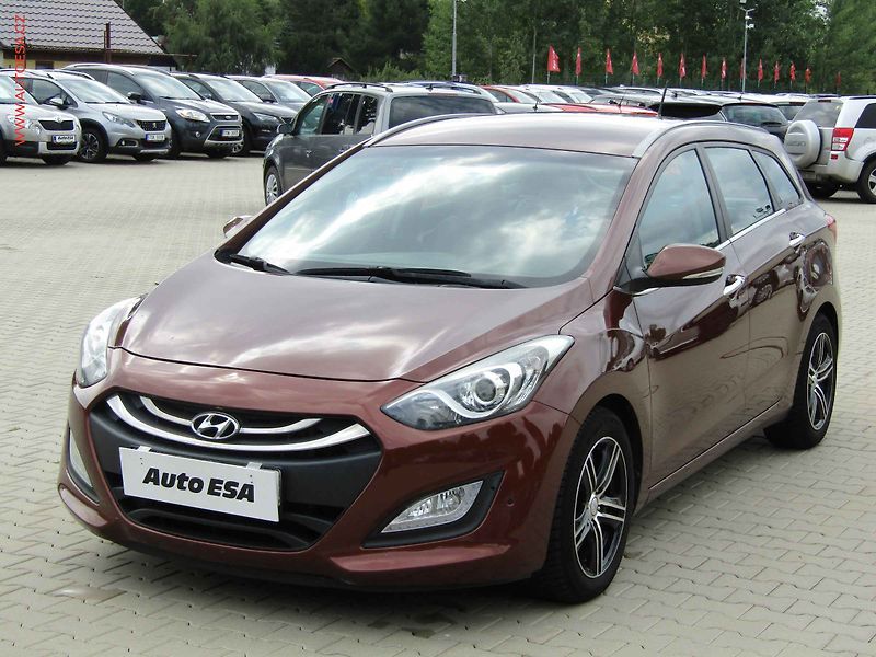 Hyundai i30 (2012) 1.6 CRDI, STK4/28 - fotka 3 z 22