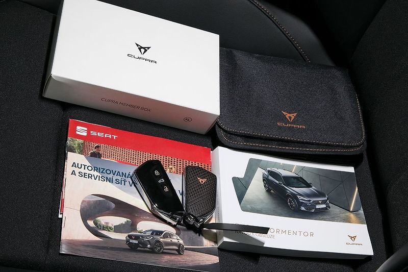 Cupra Formentor 2.0TSI 140kW DSG Matrix ZÁRUKA - fotka 37 z 37