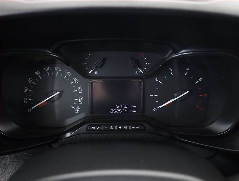 Toyota ProAce City (2024) 1.5 D4-D, ČR, DPH - fotka 8 z 15