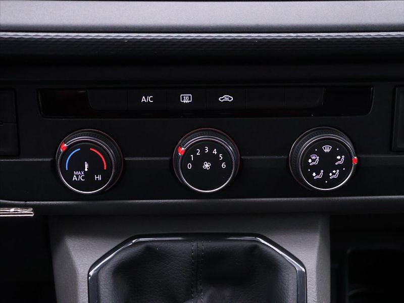 Volkswagen Transporter 2,0 TDI 9-míst Klima DPH - fotka 26 z 36