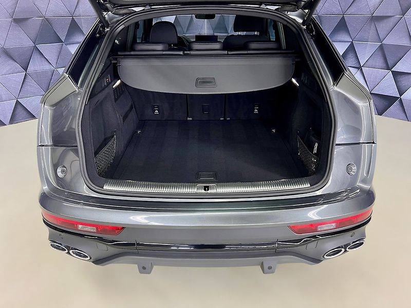 Audi SQ5 QUATTRO SPORTBACK, B&O, PANO - fotka 32 z 33
