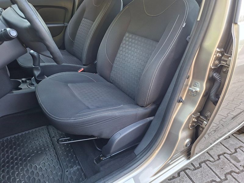 Dacia Sandero (2014) 1.2i 55kW -KLIMA-NOVÉ V ČR - fotka 18 z 36