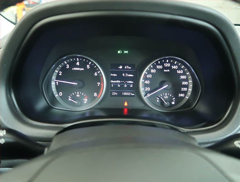 Hyundai i30 (2017) 1.0 T-GDI, ČR,1.maj, Tempomat - fotka 11 z 19
