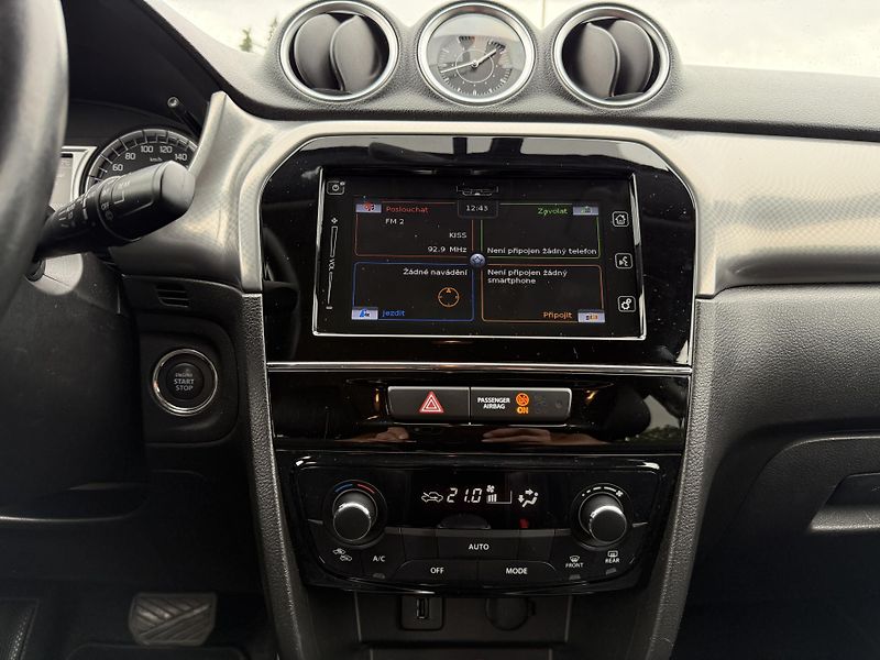 Suzuki Vitara 1.6VVT Elegance ALLGRIP 88kW  - fotka 12 z 20