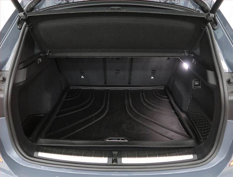 BMW X1 (2021) M Sport xDrive18d - fotka 14 z 23