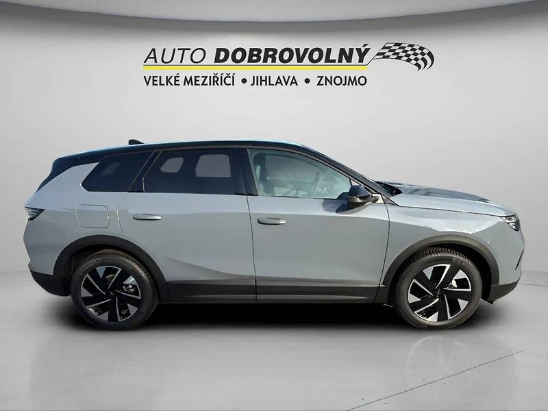 Opel Grandland (2026) GS Hybrid 1.2 TURBO (107kW/145 - fotka 9 z 24