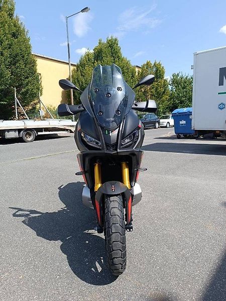 Aprilia (2026) SR GT 400 Rally Replica - fotka 2 z 13
