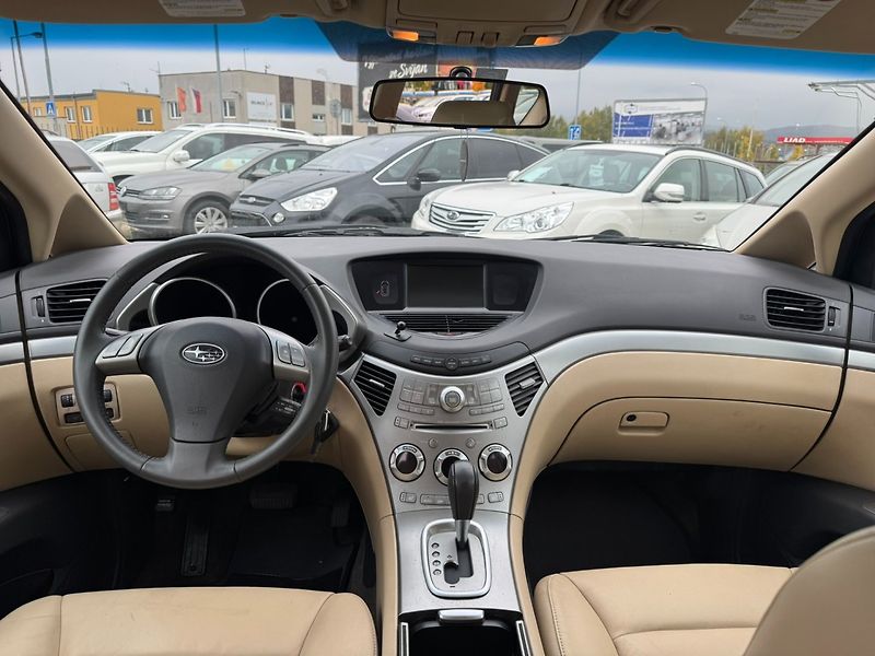 Subaru Tribeca (2007) 4X4 3,0i 180 KW AUTOMAT 7 MÍST - fotka 18 z 49